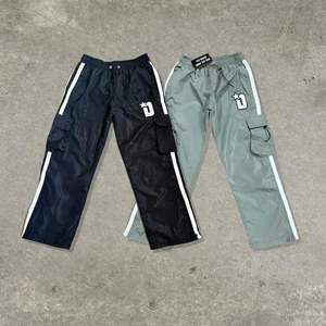 Pantalones Deportivos de Alta Calidad para Hombre, de Algodón, Bordados, con Cordón Ajustable, Pedrería, Bolsillos Desmontables - Product Image 1