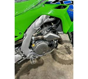 Tout neuf, original, pour KawasakiS <span class=keywords><strong>KX</strong></span> <span class=keywords><strong>450</strong></span> 2026, nouvelle moto tout-terrain, prête à être expédiée - Product Image 4