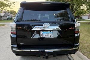 โตโยต้า ฟอร์รันเนอร์ ลิมิเต็ด 4x4 ปี 2024 มือสอง สภาพดี - Product Image 3