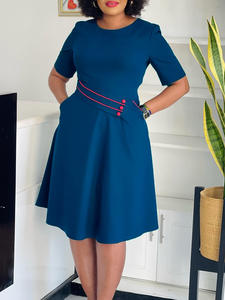 Robe mi-longue élégante à manches courtes pour femme, tenue d'été en ligne de couleur unie pour le bureau et le quotidien - Product Image 2