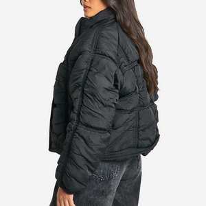 Chaqueta acolchada para mujer hecha en Pakistán al por mayor Chaqueta acolchada para mujer de color liso con el mejor diseño para mujer adulta - Product Image 2