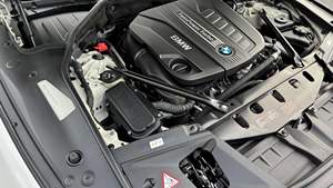 Modèle rare de turbodiesel BMW 740Ld xDrive 2015, transmission intégrale, intérieur blanc opale individuel - Product Image 5