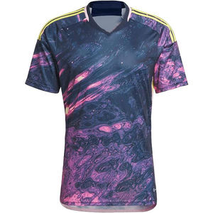 Uniformes de Fútbol Sublimados Personalizados de Alta Calidad en Verde Kelly y Blanco, Venta al por Mayor, Tallas para Adultos, Sublimación Completa - Product Image 3