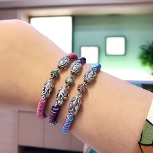 สร้อยข้อมือรูปนางฟ้าปี่เซียะเงินแท้925,กำไลข้อมือเพทายรูปทหารผู้กล้าหาญสี่แถวเชือกเชือกถักแก้สีสองสีปรับได้ - Product Image 6