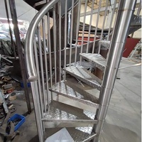 Metall Wendeltreppe im Freien verzinkte Edelstahl treppe langlebige gebogene Treppe rutsch feste Stufe Stahl geländer Treppe