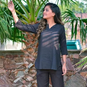 Black Solid New Arrival 2 Piece <b>Three</b> Quarter Sleeve Cotton Home Night Suit for Women - Product Image 1