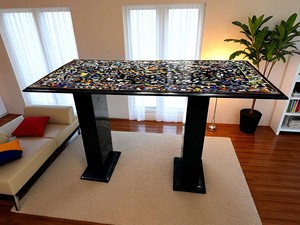 Table à manger en marbre noir élégante de style indien, design attrayant, marqueterie en pierre dure, travail artisanal, meilleur prix de gros en Inde - Product Image 2