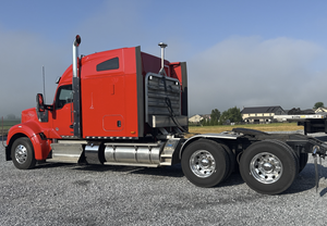 Camion à couchettes 6x4 W990 2025, qualité industrielle/bricolage, OEM/ODM personnalisable, garantie de 3 ans - Product Image 3