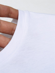 Camiseta informal con estampado de chica de belleza de Color en contraste a la moda para mujer, ropa de calle elegante básica de manga corta con cuello redondo para mujer T2113 - Product Image 5