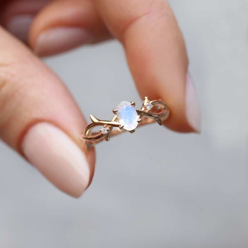 สีเหลืองทอง