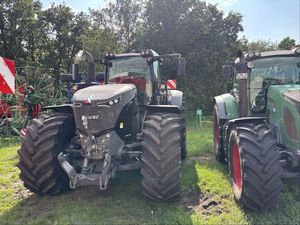 Tractores Fendt 4x4 de 140HP de Alta Eficiencia y Fácil Operación, Más Vendidos y Económicos, con Bomba y Componentes Centrales de Rodamientos, Entrega Rápida - Product Image 3