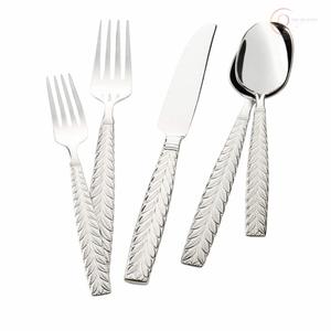 Ensemble de couverts en acier inoxydable écologique de luxe pour une restauration moderne |   Couverts élégants pour la maison, les restaurants et les fêtes - Product Image 5