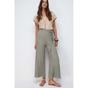 Pantalones de Punto de Corte Holgado con Detalle de Lazo - Product Image 1