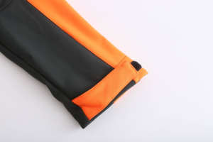 Veste pour homme en polaire polyester imperméable et chauffante, personnalisable avec logo, service OEM, streetwear d'hiver pour l'extérieur, respectueuse de l'environnement - Product Image 6