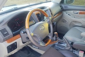 Lexus GX 470 2005 Usado, Sin Reserva, Motor V8, Tracción 4x4, Diferencial Central Bloqueable, Modificaciones Todoterreno - Product Image 4