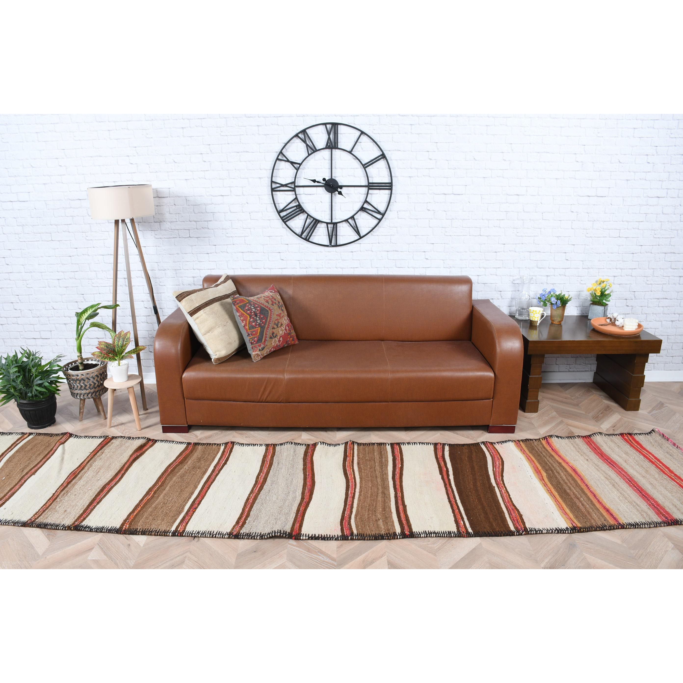 สีน้ำตาล