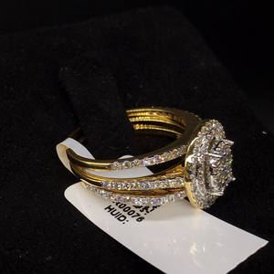 รอบสดใสเพชรธรรมชาติสไตล์ฮาโล่ 14 พันทองสีเหลืองชุดเจ้าสาวสําหรับแหวนแต่งงานของผู้หญิงโดยตรงจากผู้ผลิต - Product Image 3