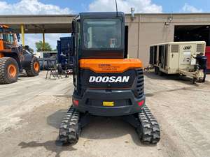เครื่องขุด DX35-5ขนาดเล็ก Doosan มือสองรุ่น2023 12ตันปั๊มกระปุกเกียร์ประสิทธิภาพสูง - Product Image 6