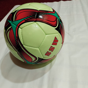 Ballon de football professionnel de haute qualité Logo imprimé personnalisé Matériau en cuir PU classique OEM Usine directe Sac en maille de sport - Product Image 1