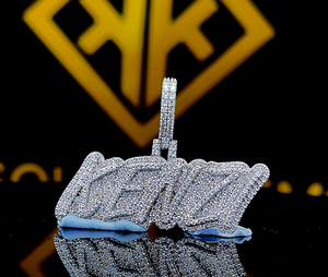 จี้ฮิปฮอปตัวอักษรของผู้ชายเครื่องประดับน้ำแข็งสีเงินโมอิสพร้อมตัวอักษรของคุณเองสำหรับเด็ก - Product Image 1