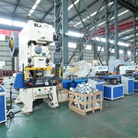 Presse hydraulique servo multi-stations 500T pour le formage de tôles métalliques et de pièces automobiles par emboutissage profond et moule progressif