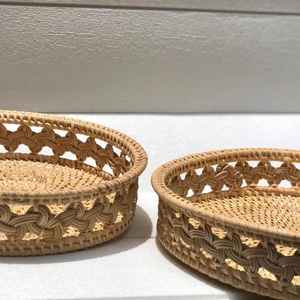 Bandeja auténtica | Bandeja redonda tejida de ratán | Artesanías hechas a mano - Product Image 4