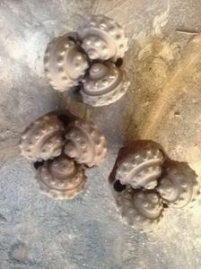 Brocas Tricónicas Usadas para la Venta, Tamaños Mixtos, Grado API, Brocas de Desecho para Perforación de Roca - Product Image 3