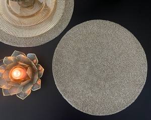 ที่ชาร์จทรงกลมทำด้วยมือสำหรับการรับประทานอาหารสุดหรูและของตกแต่งวันหยุดลูกปัดทำมือไม่เหมือนใครที่รองจานบนเฟอร์นิเจอร์บ้าน - Product Image 3