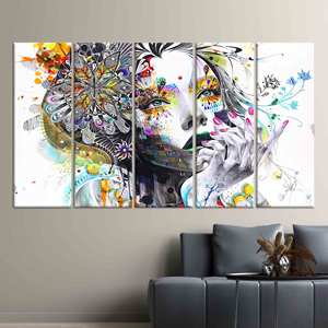 Toile murale imprimée avec portrait abstrait d'une femme élégante, lot de 5 toiles - Product Image 1