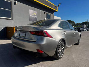 Voiture d'occasion de qualité abordable, Le-x-us IS 20-0t 2016, conduite à gauche - Product Image 5