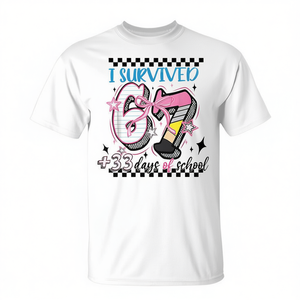 Maglietta per insegnanti per il 100° giorno di scuola con design promozionale 'Sopravvissi a 67-33 giorni' - Product Image 2