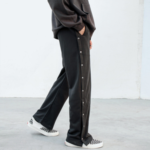 Pantalones de chándal acampanados personalizados para hombre Pantalones apilados de la mejor edición de estilo informal ligero con nuevo diseño de moda - Product Image 1