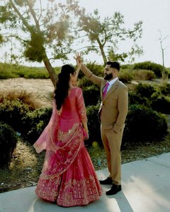 Améliorez votre beauté intérieure avec notre magnifique nouveau motif de broderie lourde en soie semi-brillante, séquence traditionnelle, lehenga semi-nuptial pour fête - Product Image 3