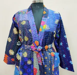 Robe de bain 100% coton indien Patchwork fait à la main Kantha Stitch Robe Kimono en coton Robe de bain Maillot de bain Tenue de nuit Taille libre
