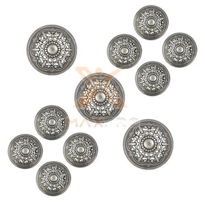 กระดุมเหล็กสีพื้นสำหรับชุดพิธีการแบบสั่งทำพิเศษ คุณภาพสูง - Product Image 3