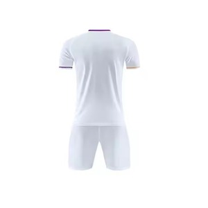 OEM 2025 Nouveaux vêtements de sport personnalisés pour hommes Maillot de football club avec sublimation de logo Ensembles d'uniformes de football - Product Image 3