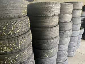 Used Premium Quality Rubber Radial Truck Tires for Heavy Trucks Ballast-Resistant Good Prices Free Shipping - Product Image 1