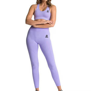 Conjuntos de Yoga para Mujer a la Moda, Pantalones Cortos Sólidos, Logotipo Personalizado, Sin Costuras, Antibacterianos, Casuales de Invierno, Precios al por Mayor - Product Image 1