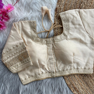 เสื้อผู้หญิงผ้าไหมคอบร้าเนื้อนุ่มปักลายอย่างดีจากอินเดีย  พร้อมบริการบรรจุภัณฑ์แบบกำหนดเอง ราคาดีที่สุด - Product Image 3