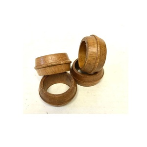 Anillos para servilletas de madera maciza de primera calidad, perfectos para decoración de mesa en estilo rústico, moderno y minimalista, y celebraciones. - Product Image 2