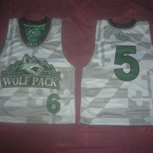 Ensemble de maillots de basket-ball personnalisés pour hommes, uniforme de sport respirant de haute qualité avec option de taille supérieure utilisant la technologie de sublimation - Product Image 1