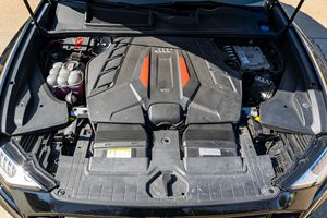2022 SQ-8 Prestige Low Mileage Sound Engine R18 Tyre Automatic Transmission <b>Panoramic</b> Sunroof LED Headlights Ready to Ship - Product Image 3