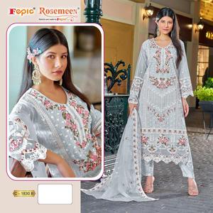 Charme intemporel: Shalwar Kameez en organza artisanal avec broderie détaillée et fond Santoon, conçu pour l'hiver - Product Image 5