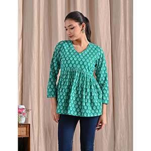 Top Peplum Verde de Algodón con Estampado Jaipuri, Transpirable, Cintura Imperio, Estilo Casual - Product Image 1