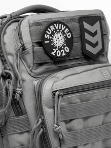 Parche de goma con logotipo 3D personalizable Kivotech, insignia de PVC en relieve tejida grande multicolor personalizada - Product Image 4