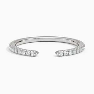 Bague de mariage pour femme Sia demi-couvrante en platine, sertie de diamants de laboratoire certifiés IGI, avec pavé festonné et 18 pierres d'appoint, 1/8 ct Tw - Product Image 1