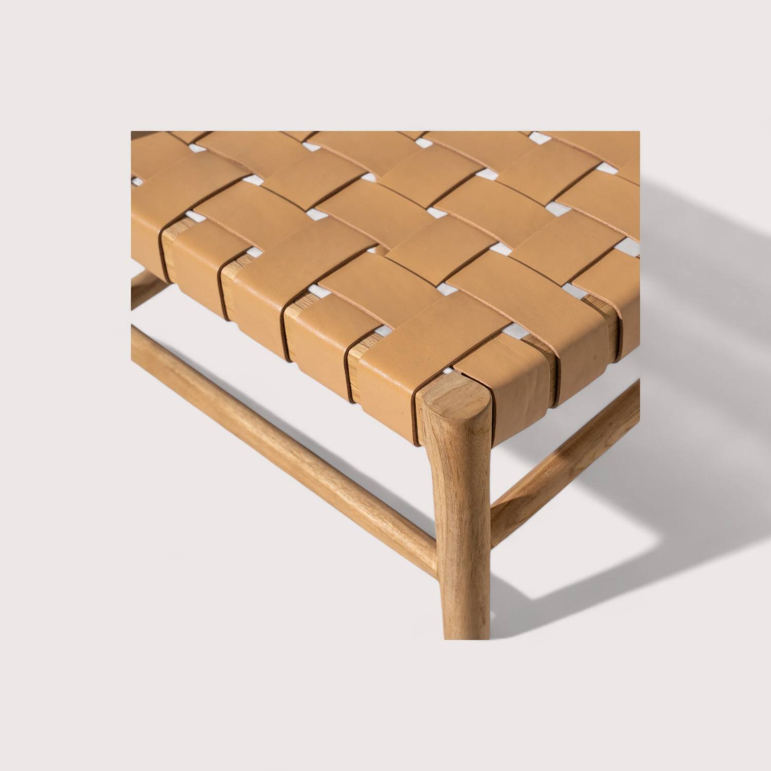 ไม้สักเนื้อละเอียดและหยาบแบบชนบท