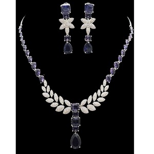 Conjunto de collar y pendientes de plata brillante de lujo con regalo de fiesta de boda de circón real para niñas Ocasión de compromiso - Product Image 3