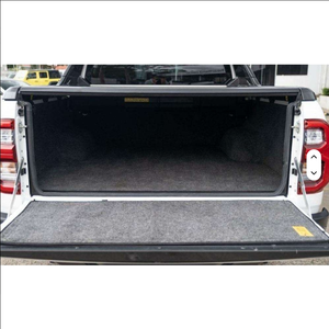 NOUVEAU VÉHICULE D'<span class=keywords><strong>OCCASION</strong></span> EN EXCELLENT ÉTAT - Toyota <span class=keywords><strong>Hilux</strong></span> Rogue 2024 DOUBLE CABINE PICK-UP - Product Image 5