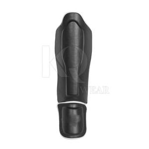 Espinilleras Urbanas de Cuero, Protección Profesional, Ligeras, Ajustables, Resistentes y Duraderas, Perfectas para Entrenamiento de Fútbol y Deportes - Product Image 3